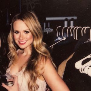 Meet your Posher, Ali